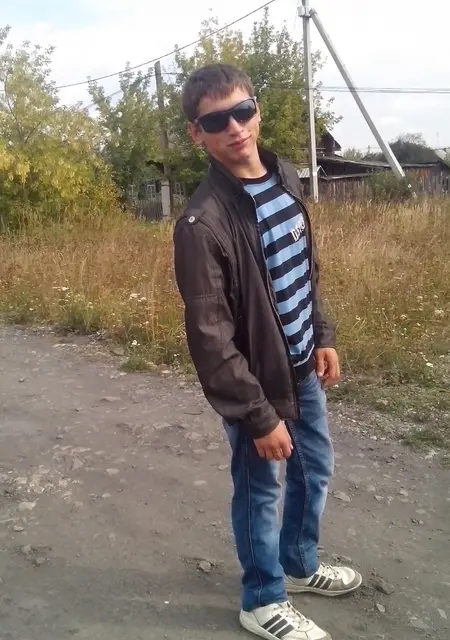 Я Богдан, 30, из Артемовского, ищу знакомства без обязательств