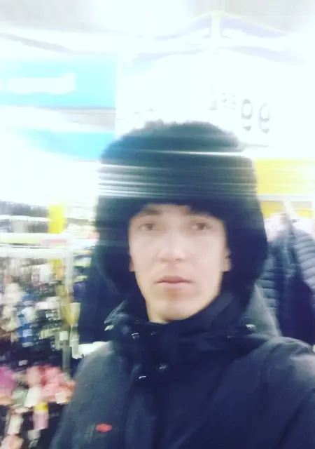 Я Камол, 25, знакомлюсь для постоянных отношений в Ноябрьске