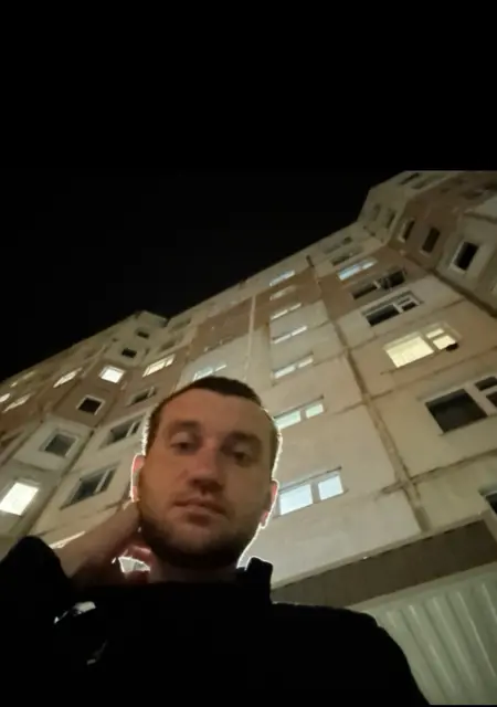 Я Михаил, 39, знакомлюсь без обязательств в Октябрьском