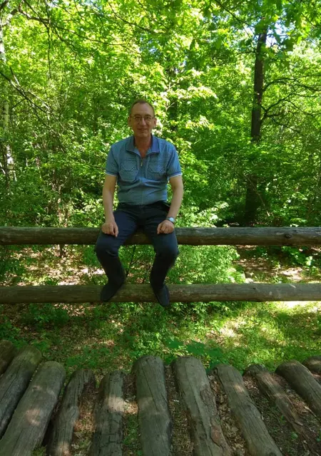 Я Петр, 60, знакомлюсь для приятного времяпровождения в Воронеже