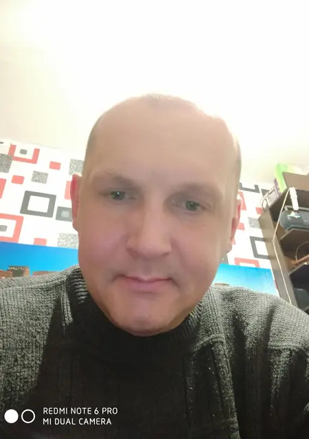 Я Денис, 48, из Томска, ищу знакомства без обязательств