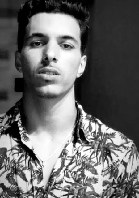 Adnan из Астрахани, мне 27, познакомлюсь для вирта