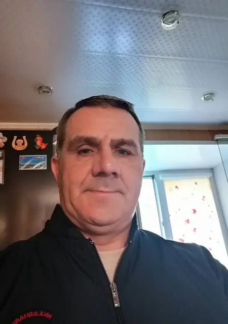 Андрей из Комсомольска-на-Амуре, ищу на сайте приятное времяпровождение