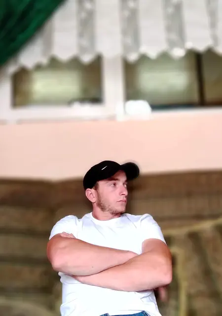 Саша из Пятигорска, мне 28, познакомлюсь без обязательств