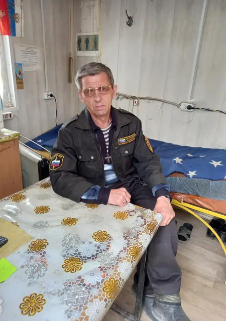 Я Andrei Wladimirowi, 63, знакомлюсь без обязательств в Екатеринбурге