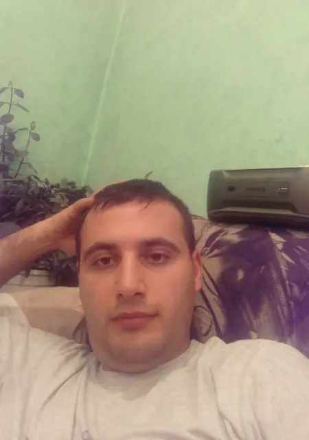 Иван из Ессентуков, мне 35, познакомлюсь без обязательств