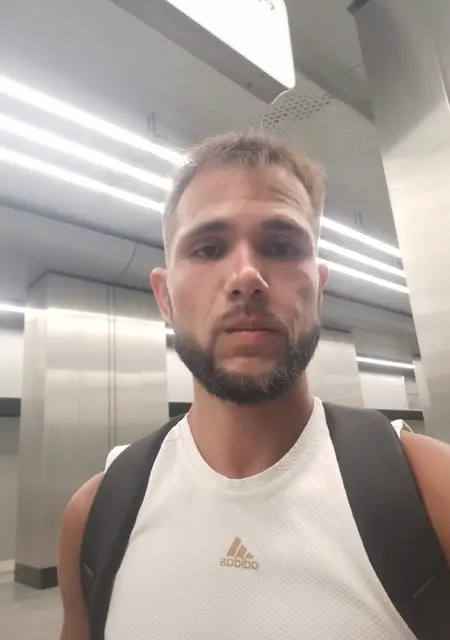 Я Ильяс, 34, знакомлюсь без обязательств в Вятских Полянах