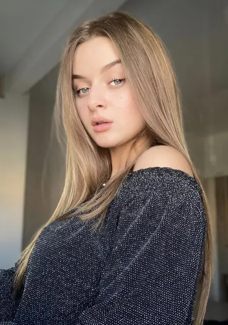 Инесса из Екатеринбурга, мне 24, познакомлюсь на одну ночь