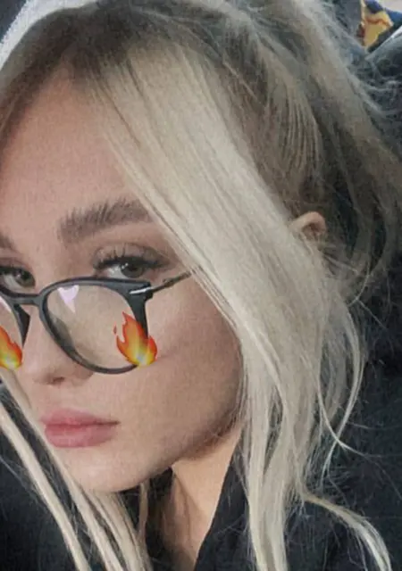 Вероника из Краснодара, мне 27, познакомлюсь для вирта