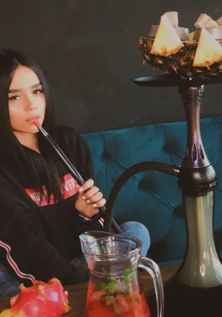 Я Катерина, 24, из Екатеринбурга, ищу знакомство для постоянных отношений