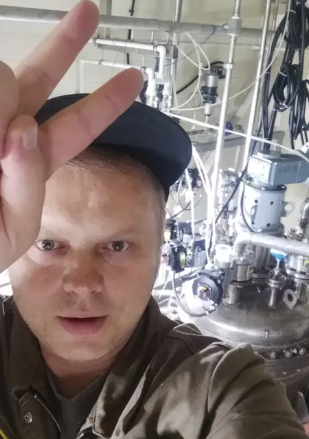 Миша из Кирова, мне 42, познакомлюсь