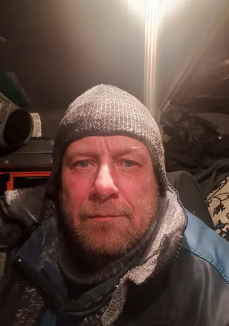 Я Игорь, 50, из Екатеринбурга, ищу знакомства без обязательств