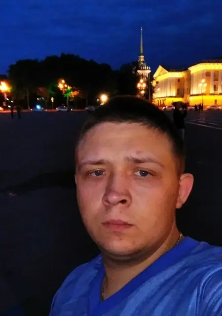 Альберт из Светлогорска, мне 32, познакомлюсь на одну ночь