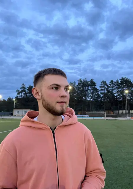 Kirill из Краскова, мне 22, познакомлюсь для дружбы