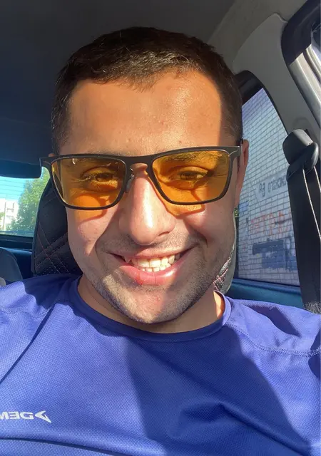 Я Denis, 28, знакомлюсь без обязательств в Курске