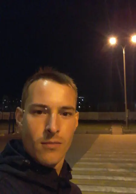 Я Александр, 31, знакомлюсь без обязательств в Омске