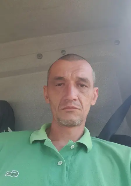 Міша з Хуста, мені 43 років, познайомлюсь без зобов'язань