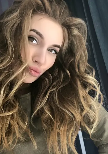 Я Вероника, 31, из Нижнего Новгорода, ищу знакомство для совместных путешествий