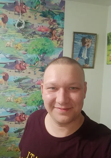 Александр из Владивостока, мне 35, познакомлюсь на одну ночь