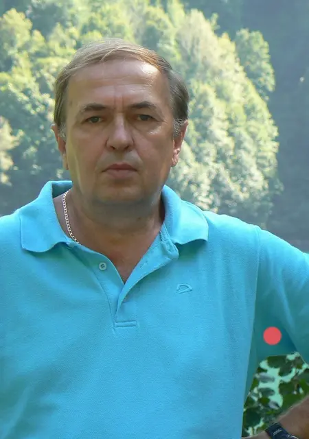 Владимир из Красноярска, ищу на сайте знакомства на одну ночь