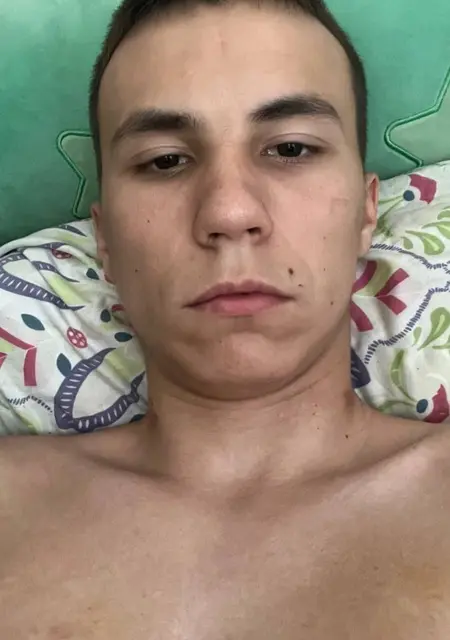 Я Данил, 18, знакомлюсь на одну ночь в Челябинске