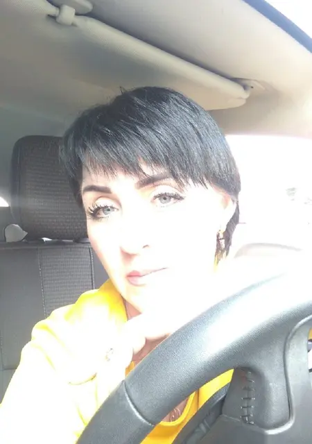 Настя из Санкт-Петербурга, мне 48, познакомлюсь на одну ночь