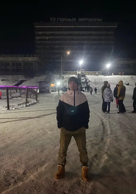 Денис из Крымска, ищу на сайте знакомства без обязательств