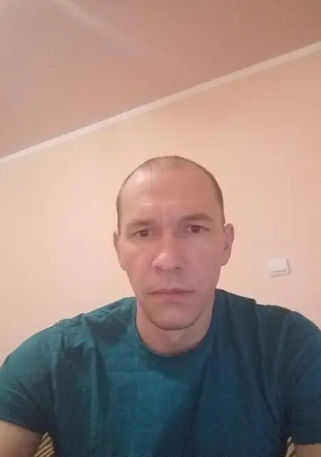 Я Евгений, 40, из Батайска, ищу знакомство для постоянных отношений