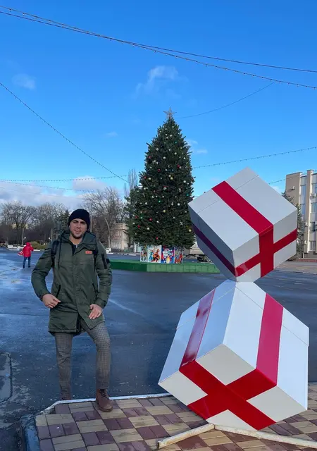 Я Рафаэль, 31, знакомлюсь без обязательств в Сальске