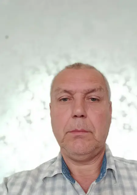 Александр из Екатеринбурга, ищу на сайте знакомства на одну ночь