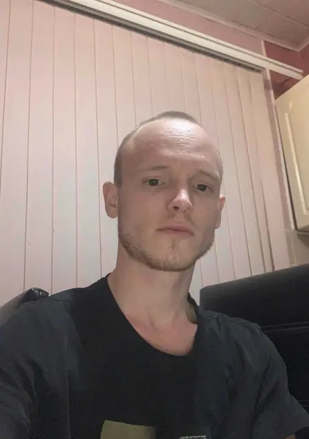 Я Андрей, 28, знакомлюсь без обязательств в Пензе