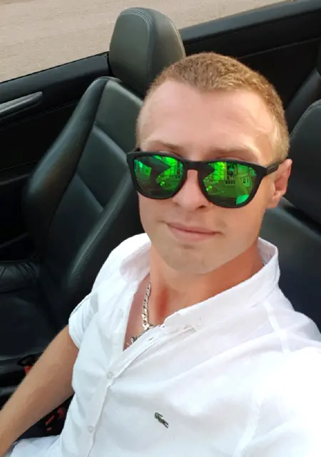 Евгений из Москвы, ищу на сайте приятное времяпровождение