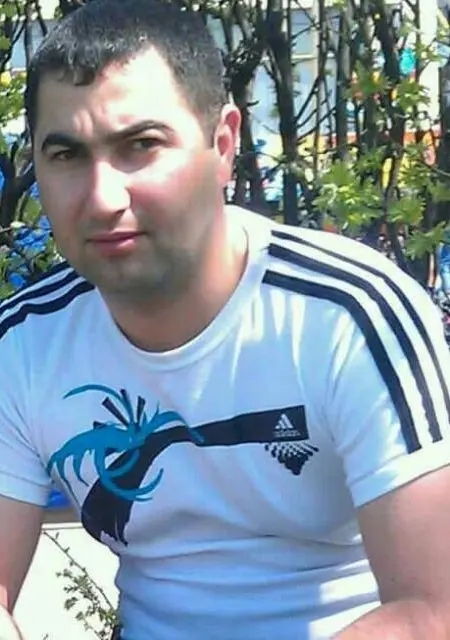 Роман из Лунинца, мне 43, познакомлюсь на одну ночь