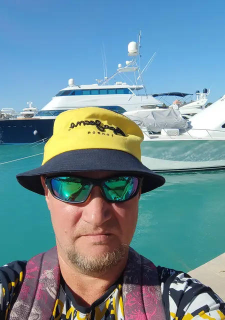 Alexei из Саратова, мне 50, познакомлюсь для дружбы