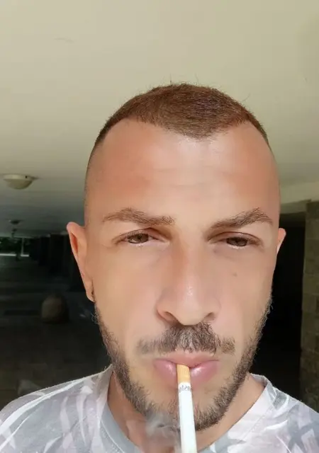 Dario из Рима, мне 42, познакомлюсь