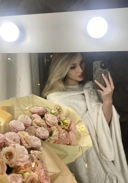 Я Катюша, 25, из Воронежа, ищу знакомство для вирта