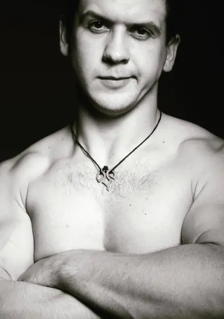 Я Виталий, 34, знакомлюсь без обязательств в Новосибирске