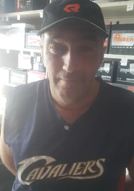 Вова из Славянска-на-Кубани, ищу на сайте знакомства на одну ночь