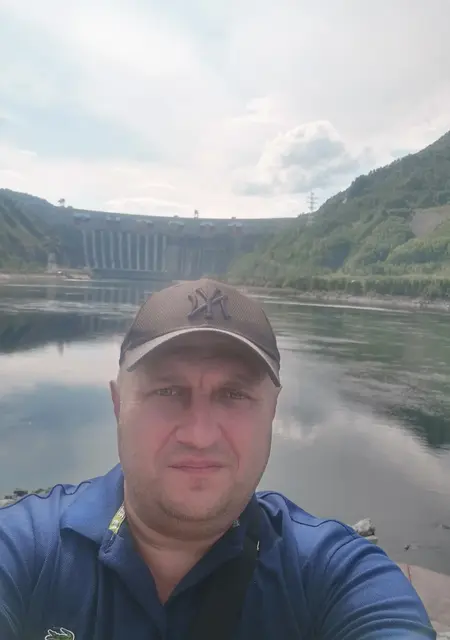 Я Константин, 51, из Саяногорска, ищу знакомства без обязательств