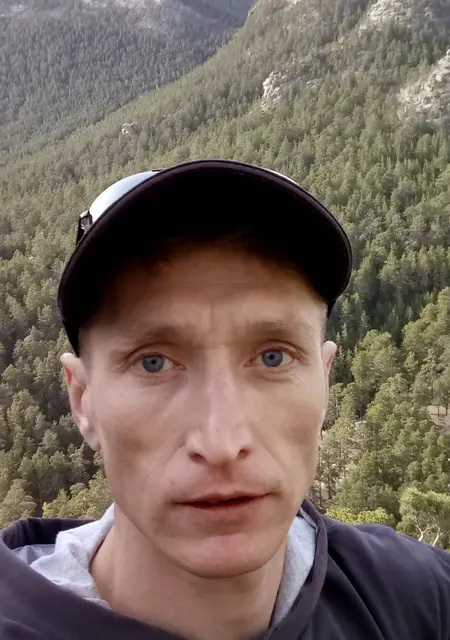 Я Юра, 44, из Рудного, ищу знакомства без обязательств