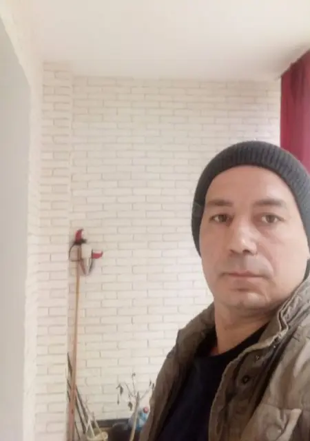 Александр из Ирпени, ищу на сайте приятное времяпровождение