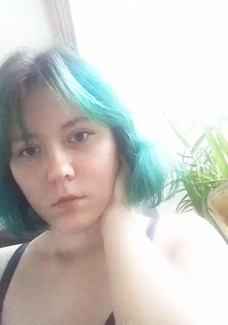 Алина из Кирова, мне 23, познакомлюсь для приятного времяпровождения