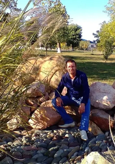 Артур из Воронежа, ищу на сайте знакомства на одну ночь