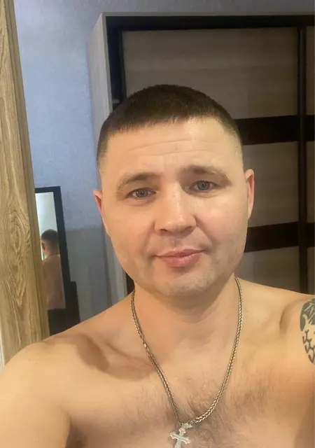 Я Дмитрий, 40, из Челябинска, ищу знакомство для постоянных отношений