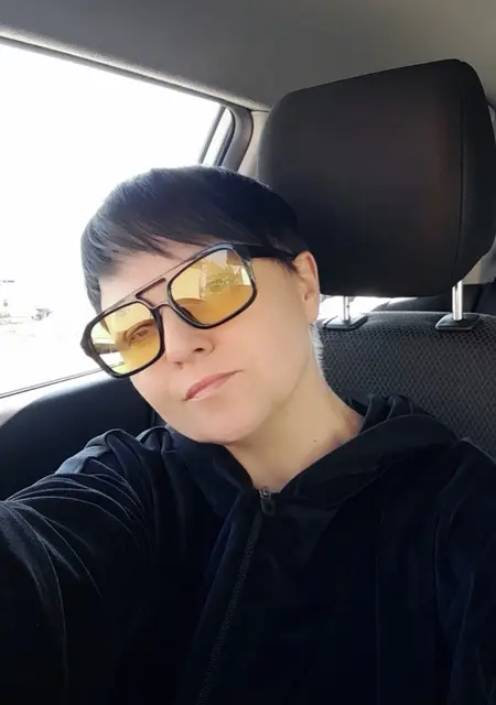 Я Лера, 46, знакомлюсь для открытые отношения в Калининграде