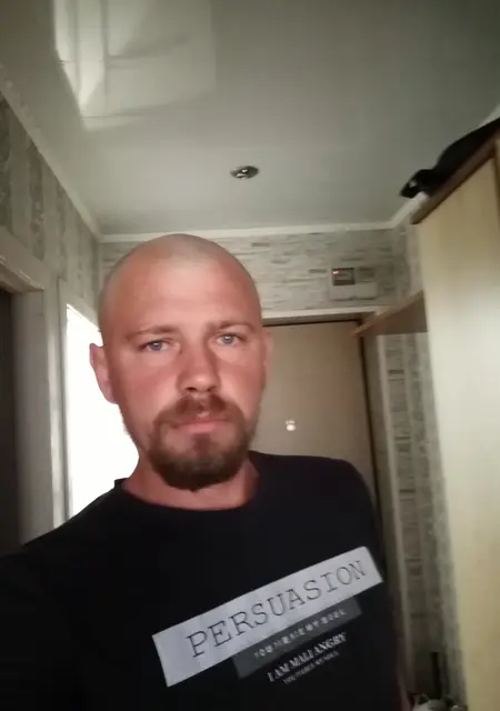 Руслан из Ленинска-Кузнецкого, ищу на сайте знакомства на одну ночь