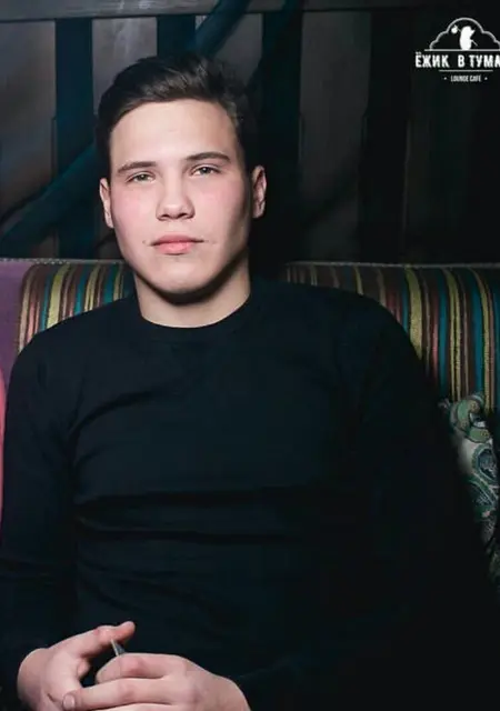 Олег из Красноярска, мне 27, познакомлюсь для приятного времяпровождения