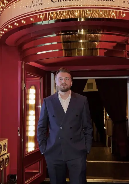 Я Макс, 27, из Санкт-Петербурга, ищу знакомство для приятного времяпровождения