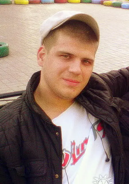 Я Женя, 39, из Тольятти, ищу знакомство для постоянных отношений