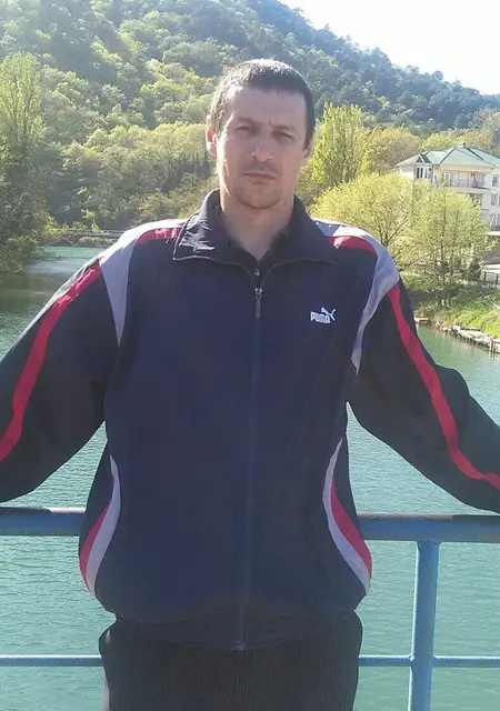 Я Дмитрий, 44, из Ростова-на-Дону, ищу знакомства без обязательств